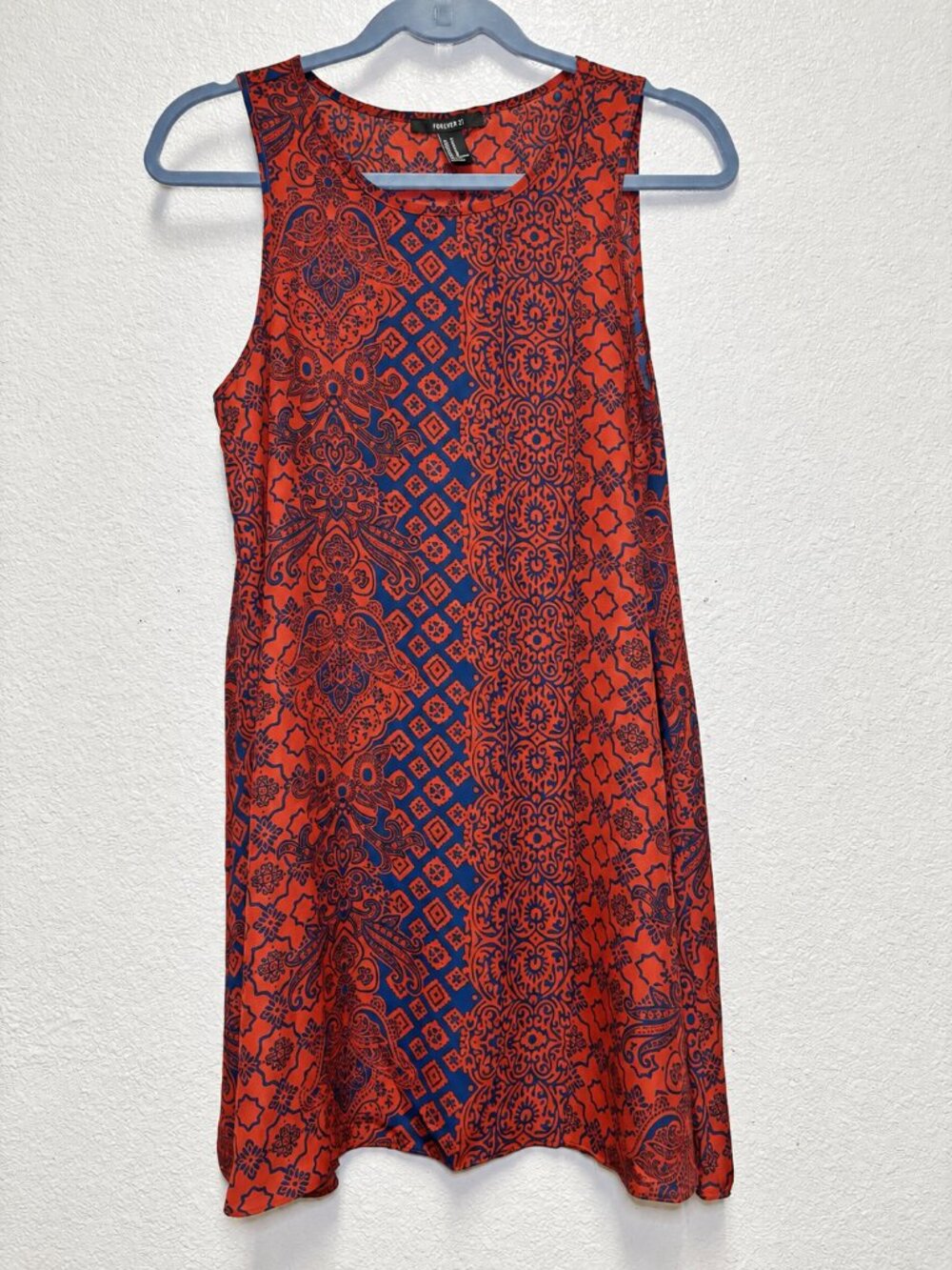 Forever 21 Paisley Print Sleeveless Shift Dress